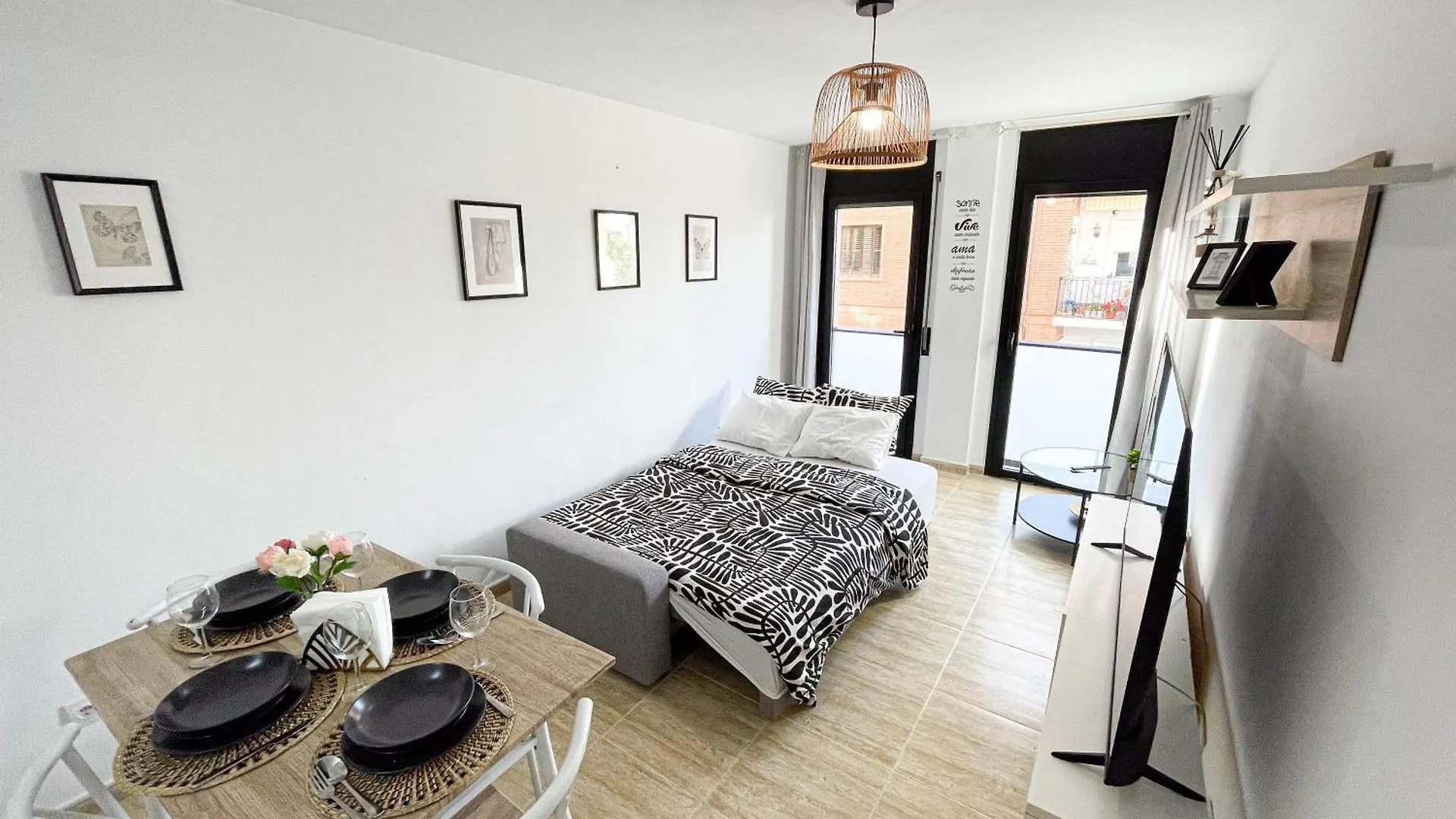 Black Style Apartment Lloret de Mar