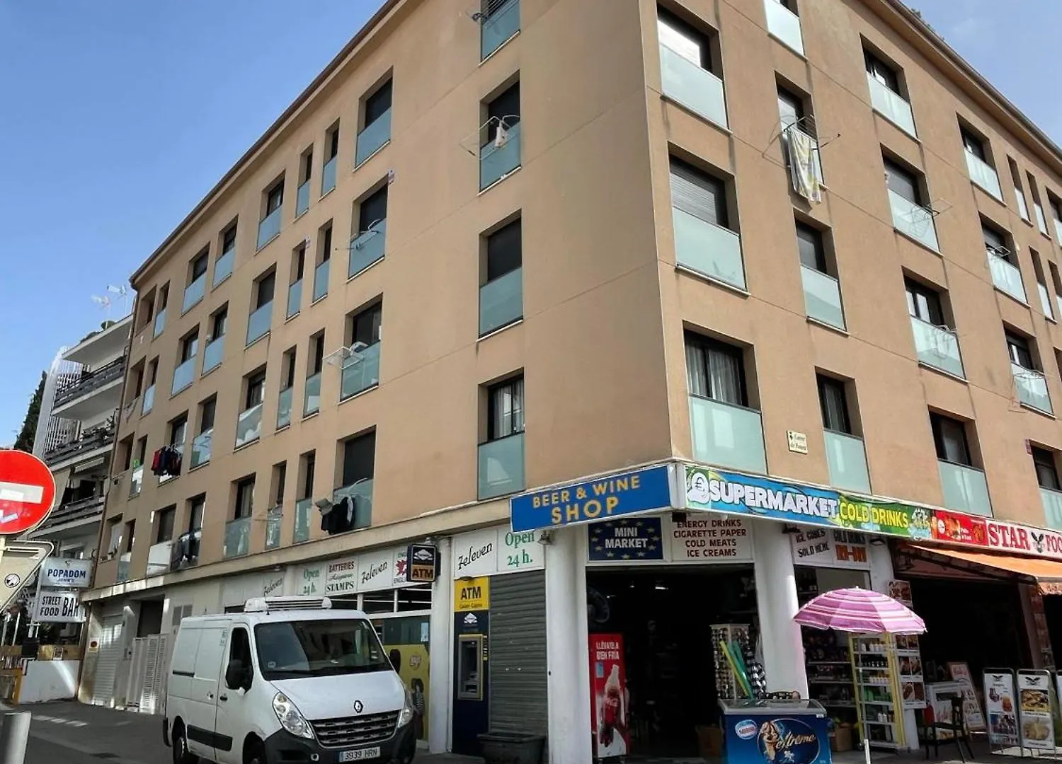 Black Style Apartment Lloret de Mar 0*,  Spain